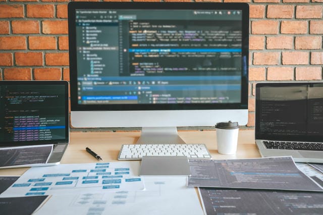 重要インフラを守る多層防御と代替手段社会を支える継続運営の工夫